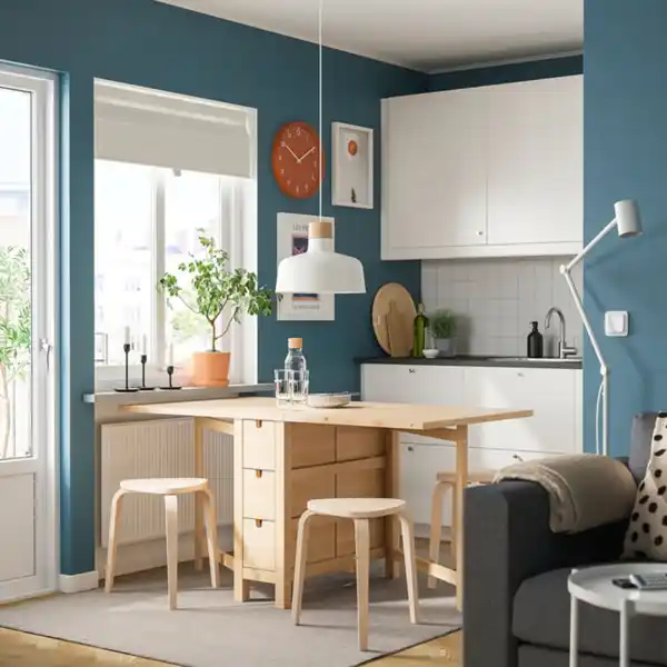 Bild 2 von NORDEN / KYRRE Tisch und 4 Hocker, Birke/Birke, 26/89/152 cm