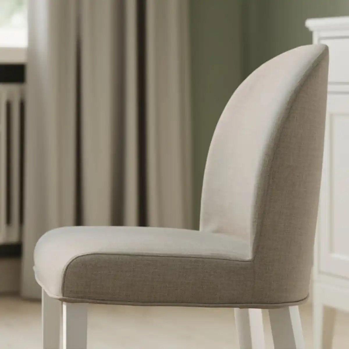 Bild 4 von ROSENTORP / ROSENTORP Tisch und 4 Stühle, weiß/Kilanda hellbeige weiß, 155/215x87 cm