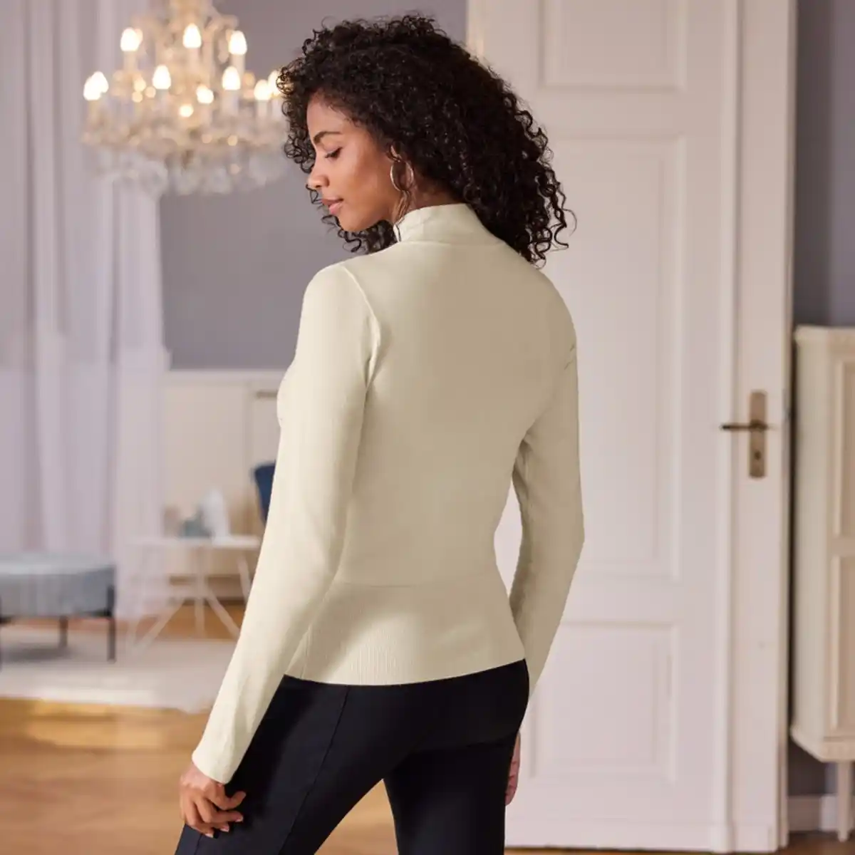 Bild 4 von Damen-Pullover mit Glitzersteinchen