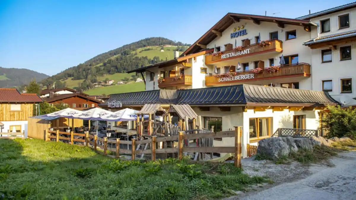 Bild 1 von Eigene Anreise Österreich - Tirol: Hotel Schneeberger in Niederau