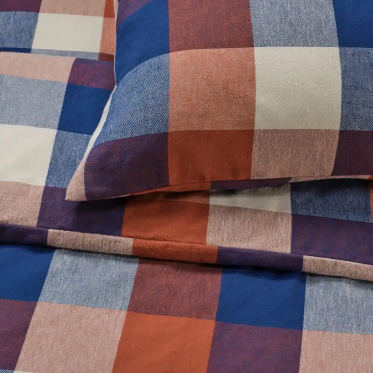 Bild 3 von BLÅSENAP Bettwäsche-Set, 2-teilig, bunt/Karo, 140x200/80x80 cm