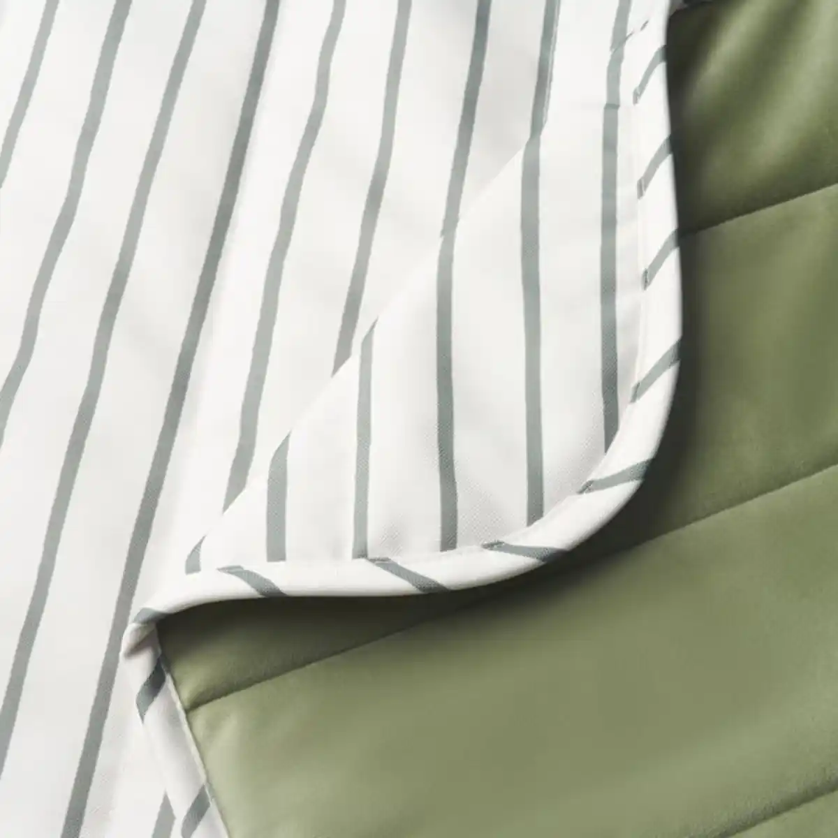 Bild 2 von UTSÅDD Decke für Haustier, grün, 100x150 cm