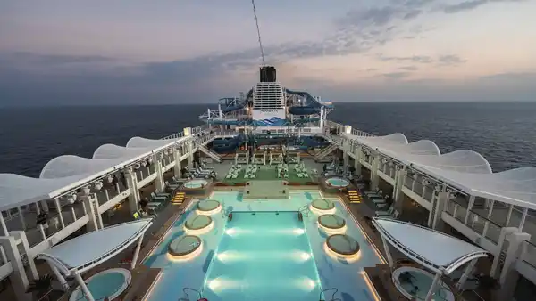 Bild 1 von VAE - Kreuzfahrt & Baden - MS Aroya - Arabische Kreuzfahrt