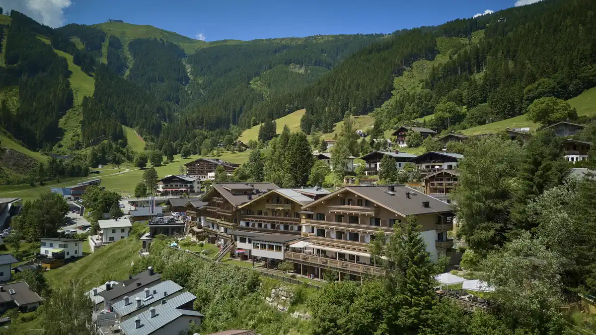 Bild 1 von Österreich - Salzburger Land - Zell am See - Gartenhotel Daxer****