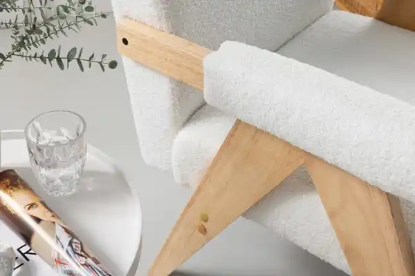 Bild 4 von Polsterstuhl mit Armlehnen, ca. 70B x 80,5T x 86H cm - Weiß