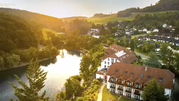 Bild 1 von Deutschland – Sauerland – Diemelsee – 4* Göbel's Seehotel