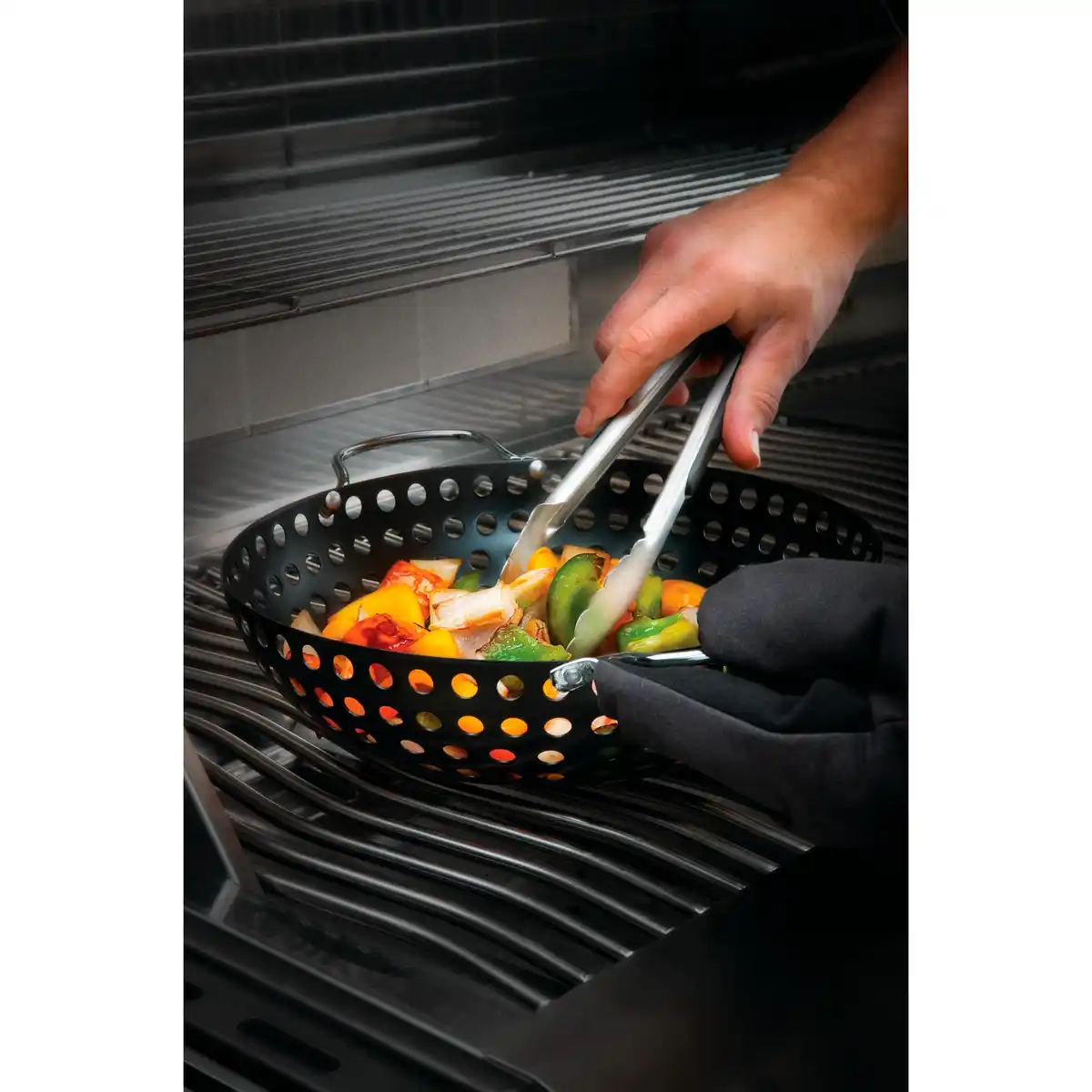 Bild 3 von Napoleon Grillbesteck »Verschließbare Zange aus Edelstahl«, Verschließbare Zange aus Edelstahl