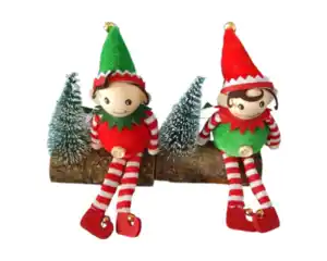 Deko Wichtel mit Holzstamm