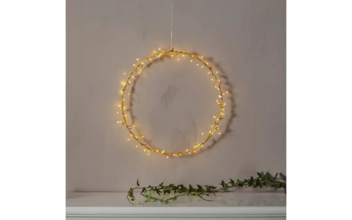 Bild 3 von Kranz mit Beleuchtung Holiday, goldfarbig, 38 cm