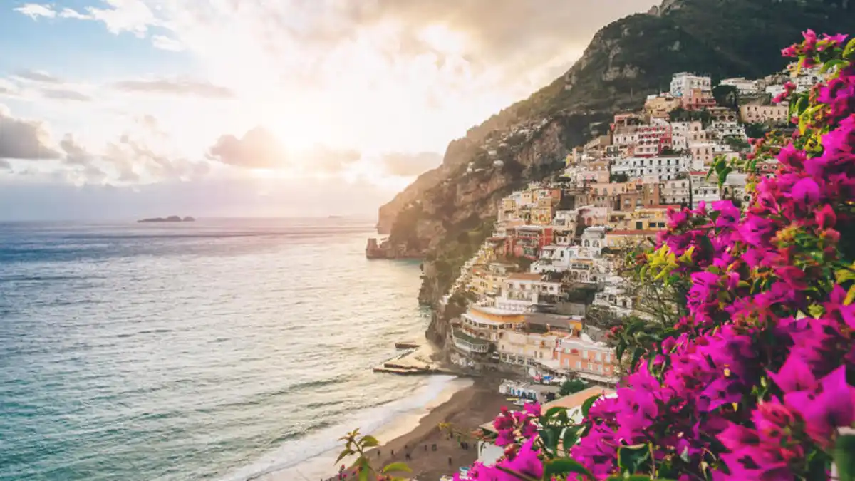 Bild 1 von Rundreisen Italien - Ischia: Sonne, Thermalquellen und Ausflüge voller Vielfalt
