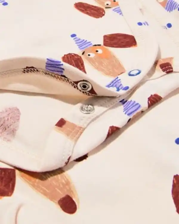 Bild 3 von Strampler mit Hunden eierschalenfarben