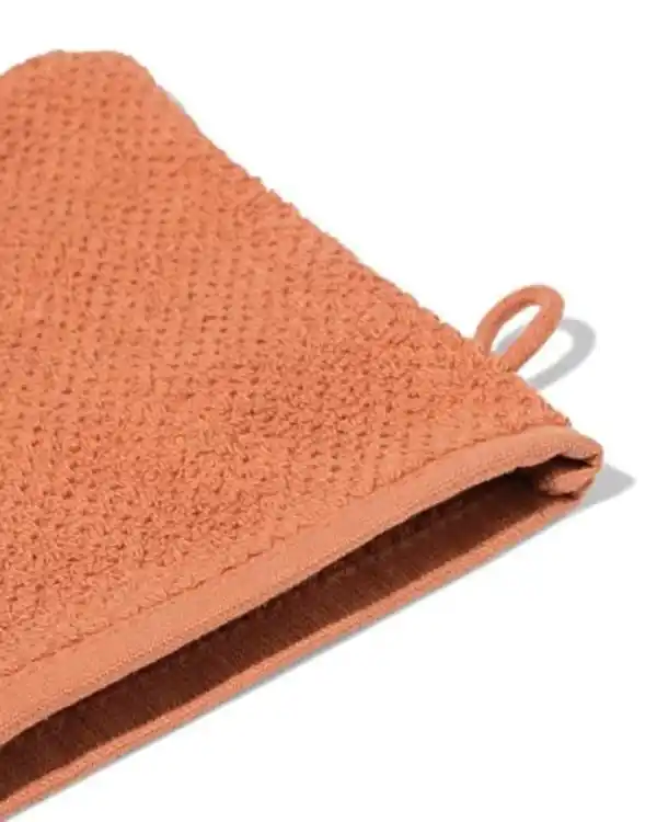 Bild 2 von Waschhandschuh der zweiten Chance, 16 x 21 cm, aus recycelter Baumwolle, Terra