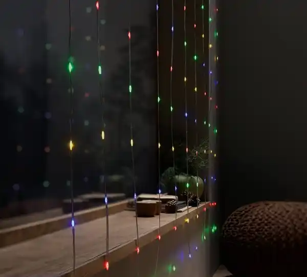 Bild 2 von LIV&BO® LED-Lichtervorhang mit 300 bunten LEDs