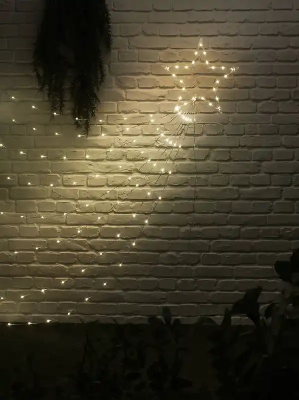 Bild 2 von LIV&BO® LED-Lichtdekoration mit 185 warmweißen LEDs