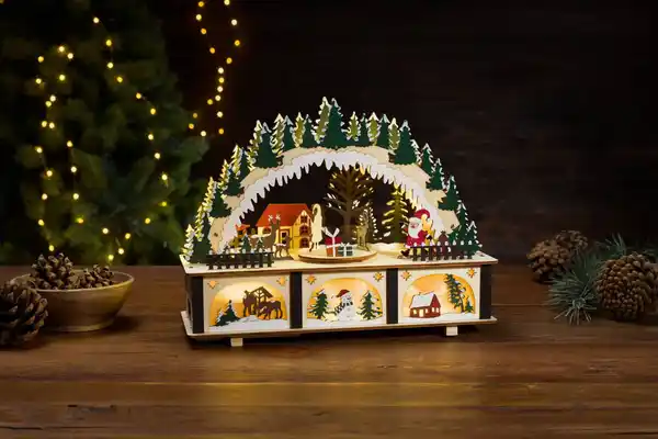 Bild 2 von LIV&BO® LED-Dekohaus mit Tannen