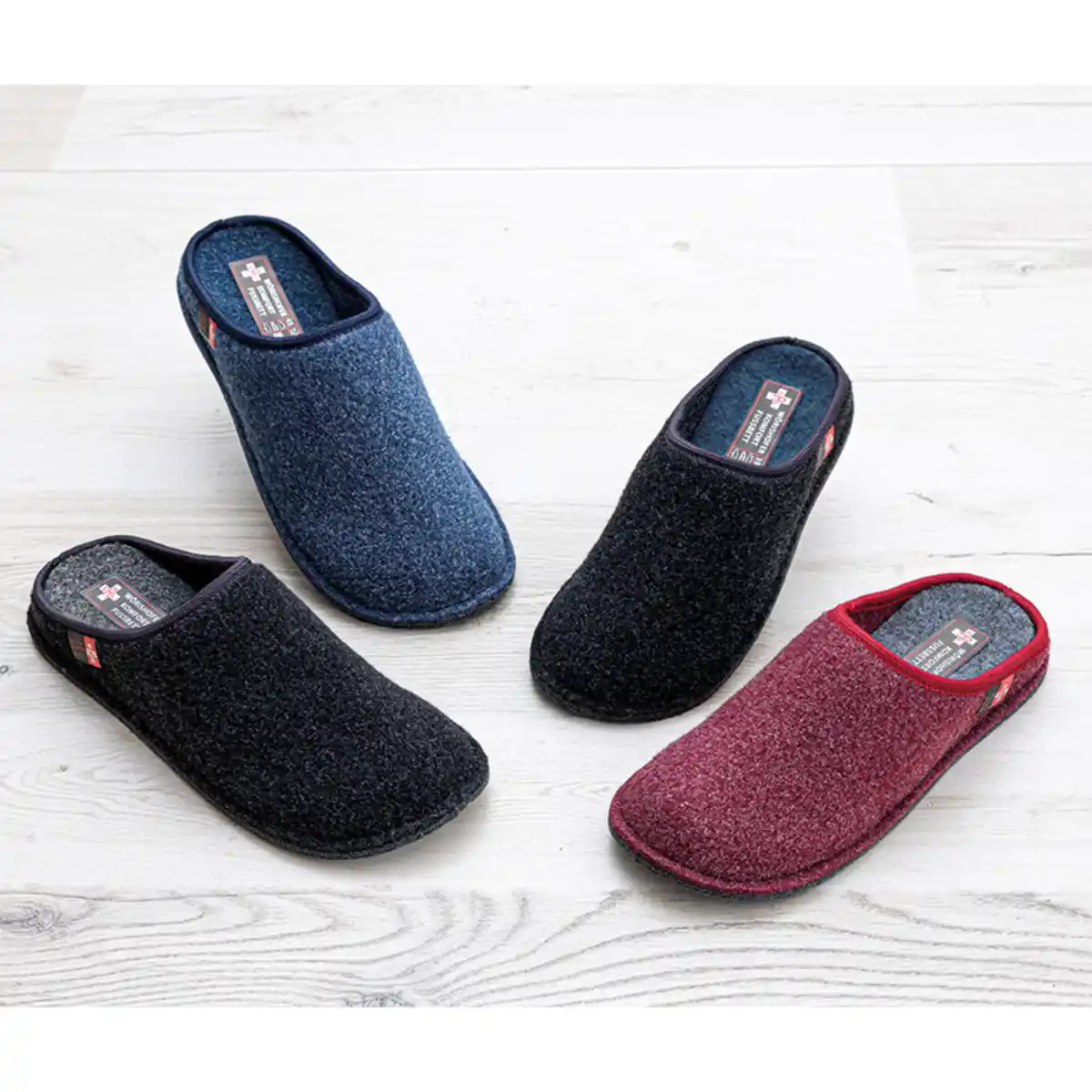 Bild 1 von Spa by Cal Marken-Filzpantoffeln