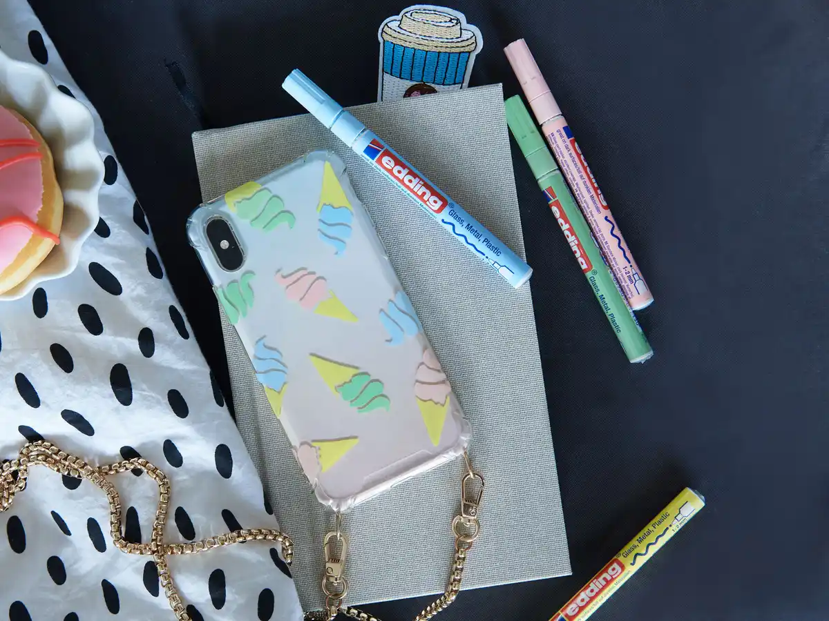 Bild 4 von Edding Lackmarker weiß