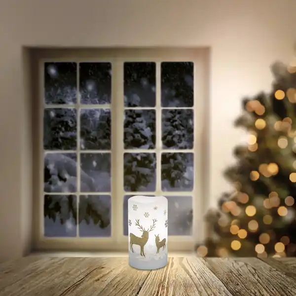 Bild 1 von LED-Echtwachskerze mit Hirsch-Motiv