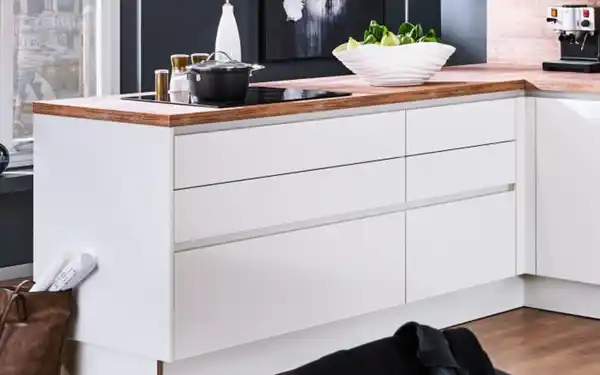 Bild 3 von Impressa - Einbauküche Perfect Brillant, weiß, inkl. AEG Elektrogeräten