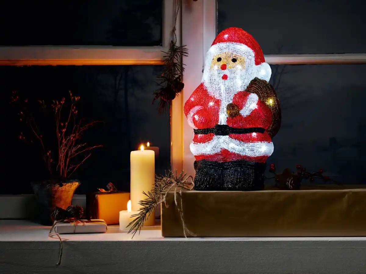 Bild 2 von LIV&BO® LED-Deko-Figur »Weihnachtsmann«