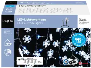 mit 440 kaltweißen LEDs