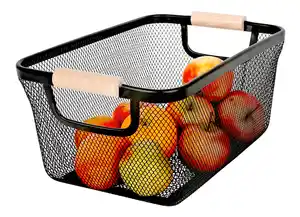 Drahtkorb mit Holzgriff