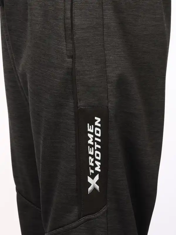 Bild 4 von Herren Jogginghose mit Paspel und kleinem Einsatz Grau