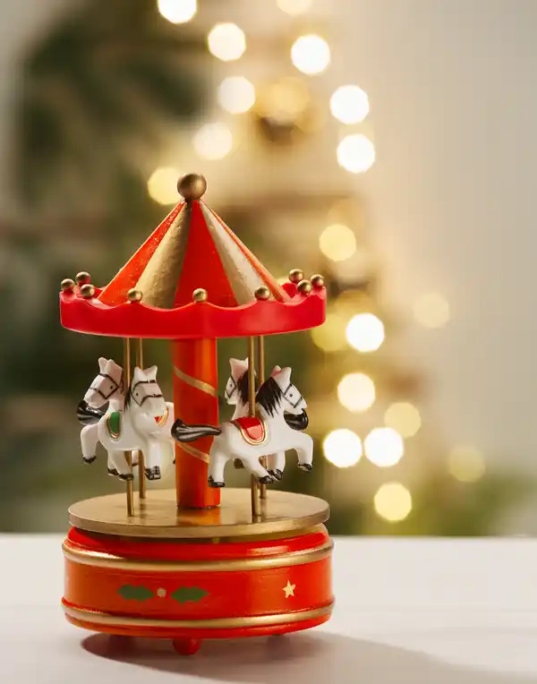 Bild 3 von IDEENWELT Spieluhr rot