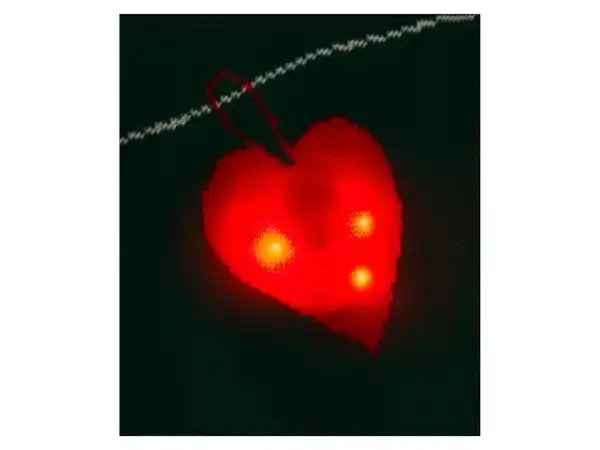 Bild 3 von esmara® Weihnachtspullover mit LED-Effekt