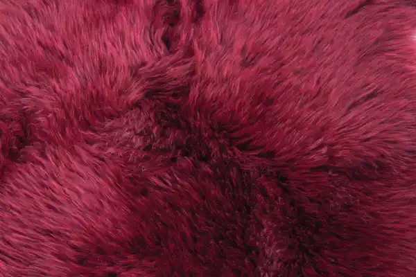 Bild 1 von Teppich Schaffell 85 x 60 cm burgund