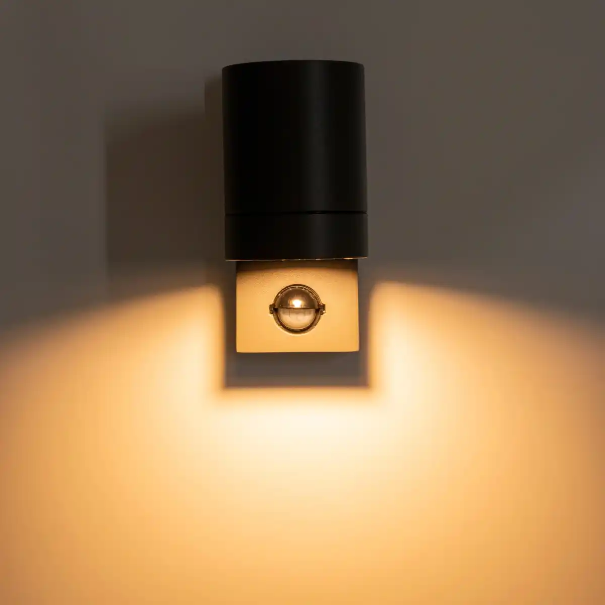 Bild 2 von Näve Außenwandleuchte Rombe mit Bewegungsmelder 10 cm