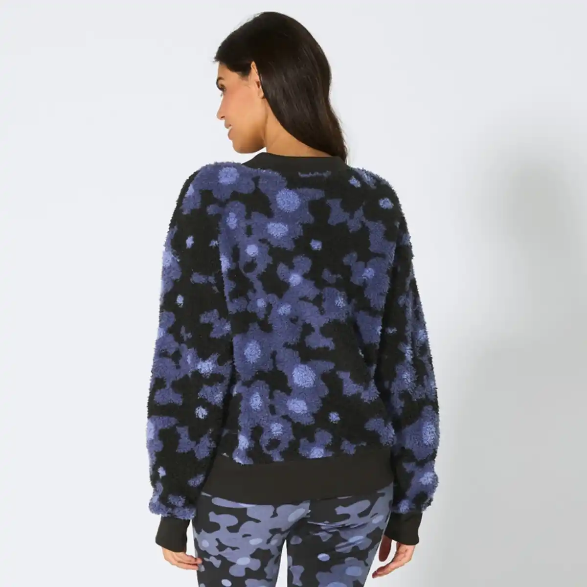 Bild 4 von Damen-Homewear-Oberteil mit flauschigem Design