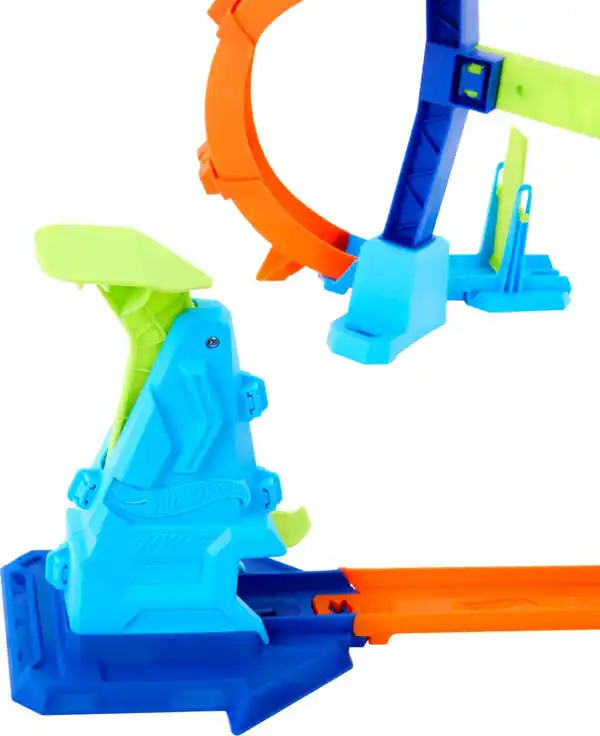 Bild 4 von MATTEL HOT WHEELS »Sprung durch die Spirale«