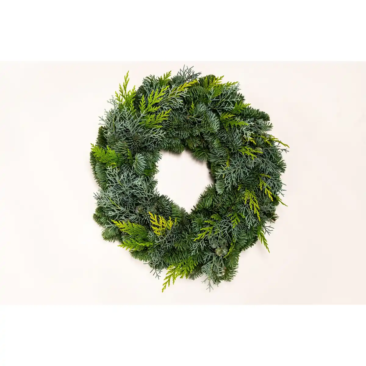 Bild 1 von Adventskranz, 35 cm, ungarniert, halbrund gebunden