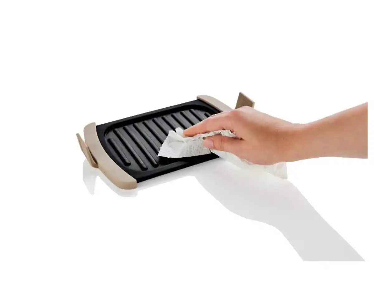 Bild 3 von SILVERCREST® KITCHEN TOOLS Mikrowelle 4 in 1 SMW 900 A1 + Grillplatten