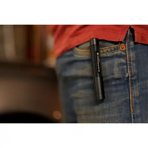 Bild 4 von LED-Taschenlampe »P2R Core«, ØxL: 15 x 103 mm, 120 Lumen, 65 m Leuchtweite, schwarz