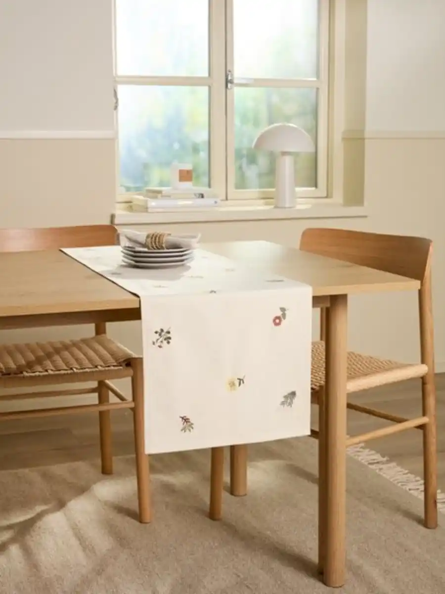 Bild 1 von Tischläufer VANDIRIS 37x150 weiß