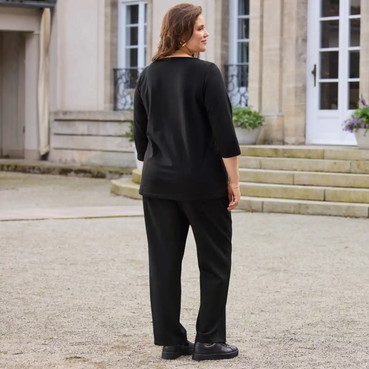 Bild 4 von Damen-Stoffhose mit Gummizug, große Größen