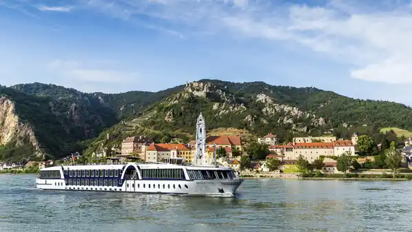 Bild 1 von Donau – Flusskreuzfahrt – ARIELLE QUEEN