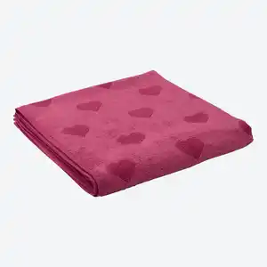 Duschtuch mit Herz-Motiv, ca. 70x140 cm