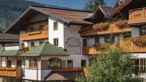 Österreich - Salzburger Land - Filzmoos - Hanneshof Resort mit Nebenhaus Sonnhügel