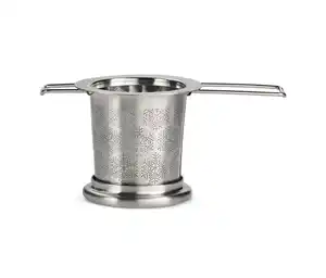 Teesieb im Schneeflocken-Design