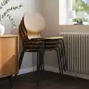 Bild 4 von SKÅLSTA Tisch und 4 Stühle, Nussbaumnachbildung Haarnadel schwarzgrau/Nussbaumfurnier röhrenförmiges Metall/schwarzgrau, 140x80 cm