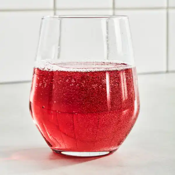 Bild 2 von ISKUB Sprudelgetränk, Preiselbeergeschmack/mit Zucker und Süßstoffen, 500 ml