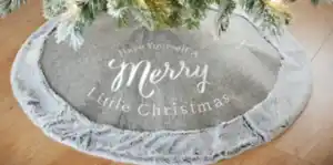 Weihnachtsbaumdecke mit grauem Fellrand D98 cm Motiv: Merry