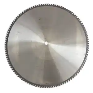 Kreissägeblatt für Holz Ø700mm, 120 Zähne