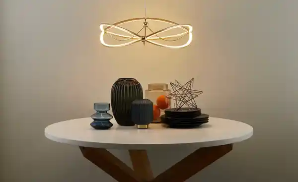 Bild 1 von Trio LED-Pendelleuchte messing matt, geschwungen Charivari