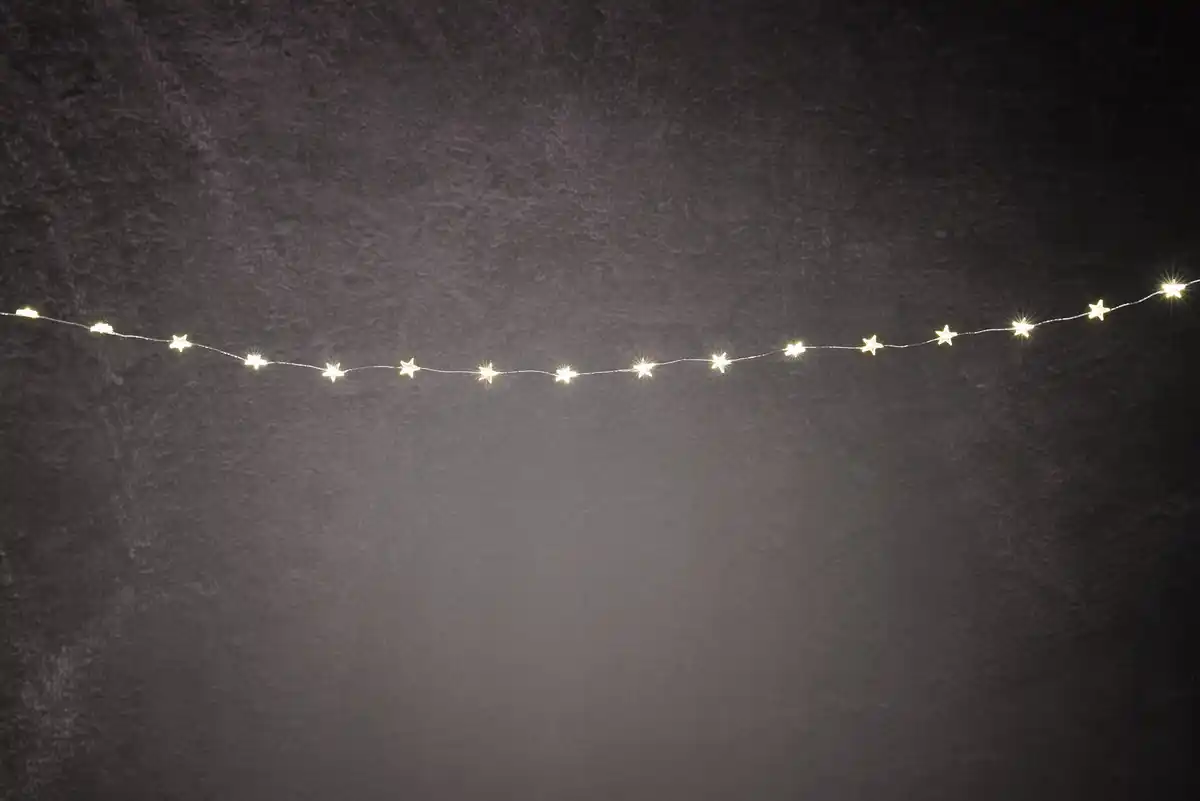 Bild 1 von TrendLine LED-Lichterkette Micro Sterne Außen 5,8 m warmweiß