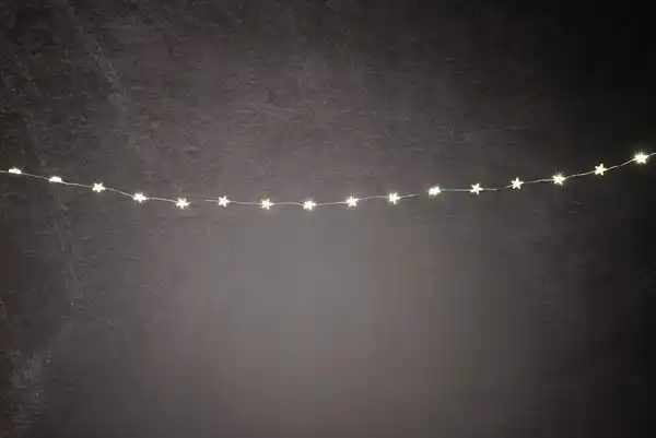 Bild 1 von TrendLine LED-Lichterkette Micro Sterne Außen 5,8 m warmweiß