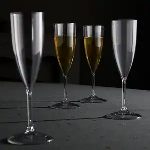 Sektgläser aus Kunststoff, 4er-Pack